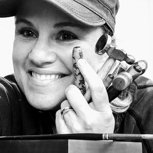 Meet your Posher, Leslie